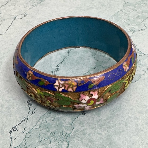 Cloisonne Floral Bangle Bracelet - Picture 4 of 6